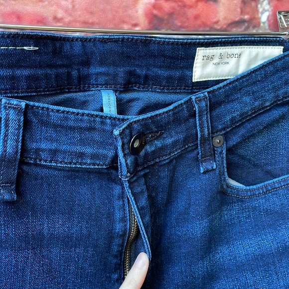 Dark Wash rag & bone Dre Low-Rise Slim Boyfriend Jeans in Bayview - Picture 7 of 17